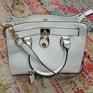 White vegan leather purse hardly used